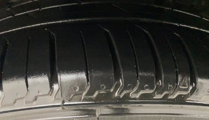 2020 Tata Tiago XZA PLUS PETROL, Petrol, Automatic, 63,253 km, Left Front Tyre Tread