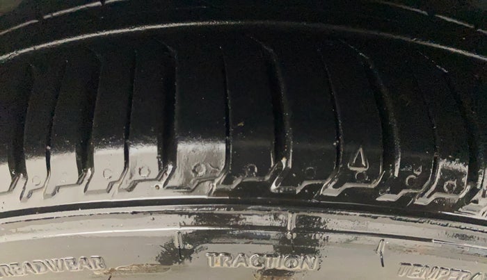 2020 Tata Tiago XZA PLUS PETROL, Petrol, Automatic, 63,253 km, Right Front Tyre Tread