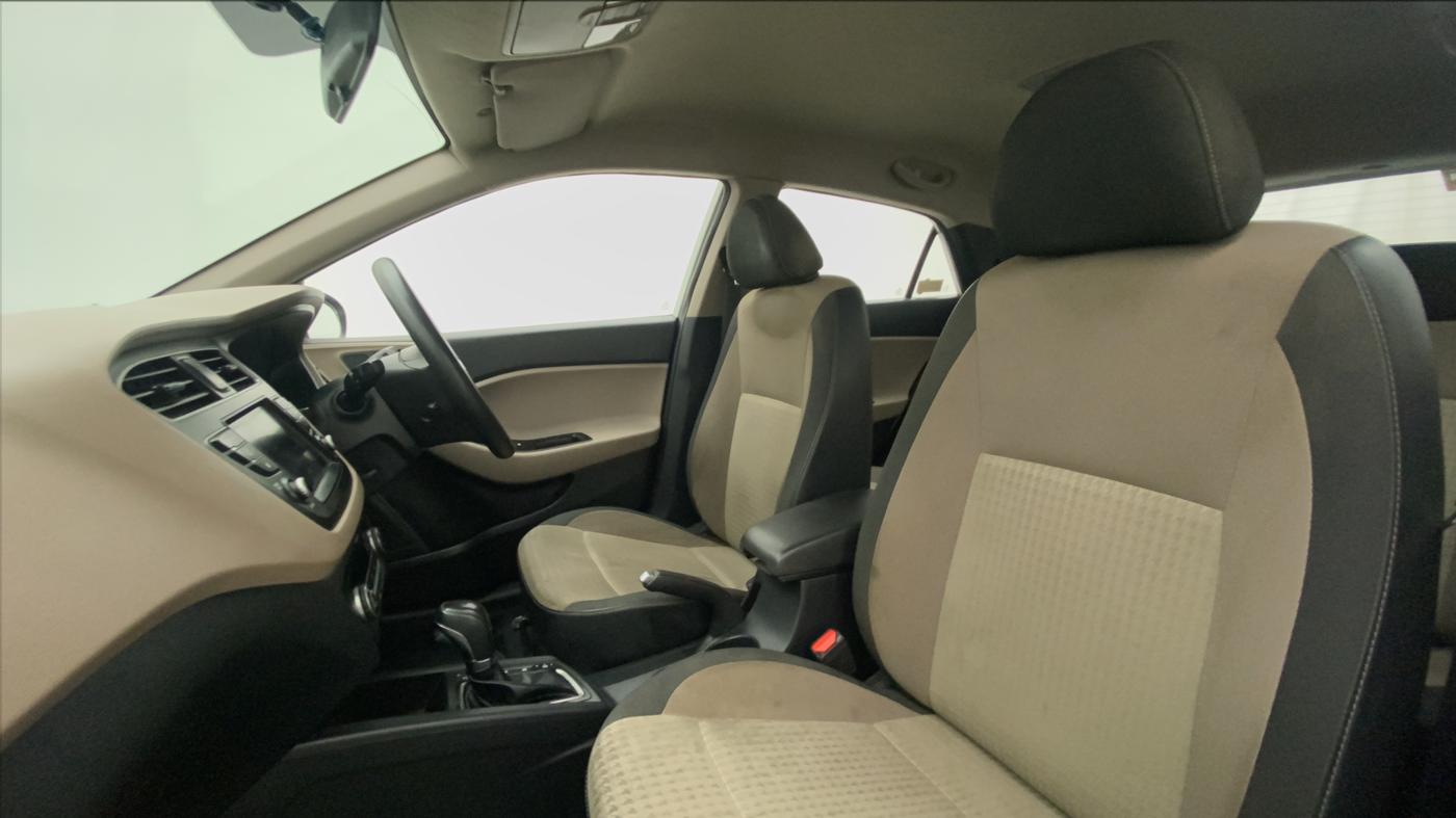 2018 Hyundai Elite i20 ASTA 1.2  CVT, Petrol, Automatic, 69,193 km, Right Side Front Door Cabin