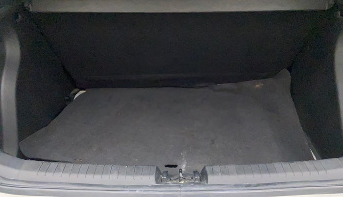 2018 Hyundai Elite i20 ASTA 1.2  CVT, Petrol, Automatic, 69,193 km, Boot Inside