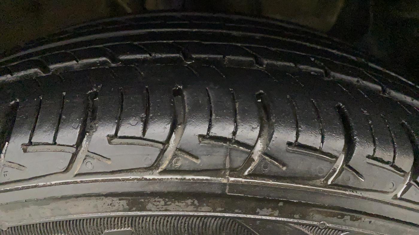 2018 Hyundai Elite i20 ASTA 1.2  CVT, Petrol, Automatic, 69,193 km, Left Rear Tyre Tread