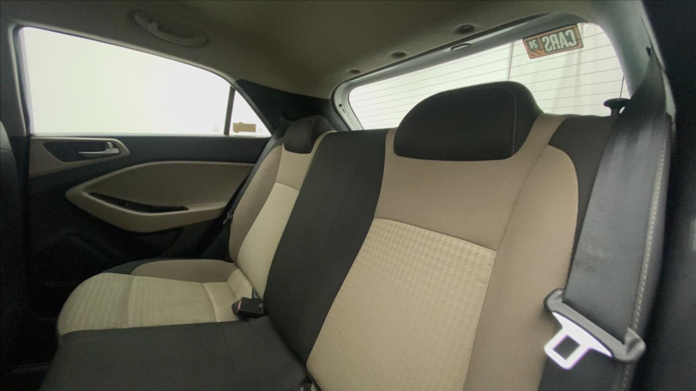 2018 Hyundai Elite i20 ASTA 1.2  CVT, Petrol, Automatic, 69,193 km, Right Side Rear Door Cabin