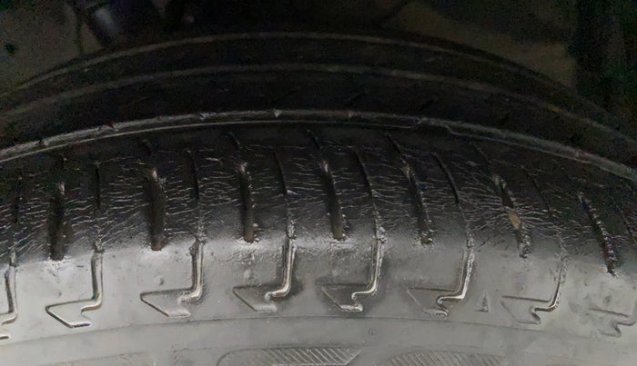 2016 Honda City 1.5L I-VTEC VX CVT, Petrol, Automatic, 61,813 km, Left Front Tyre Tread