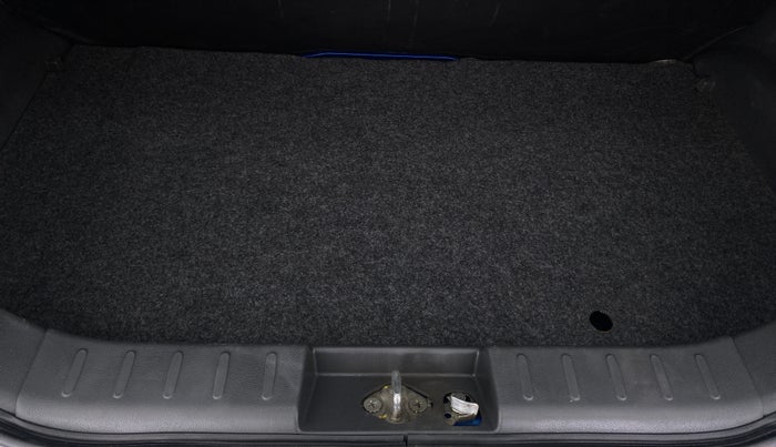 2016 Maruti Alto K10 VXI P, Petrol, Manual, 15,832 km, Boot Inside