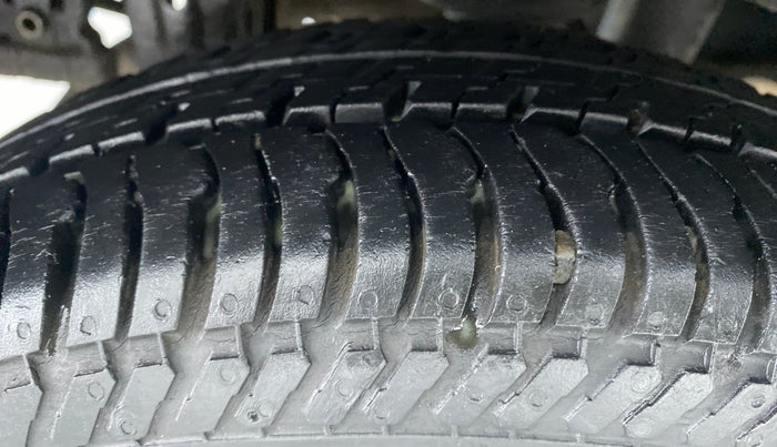 2016 Maruti Alto K10 VXI P, Petrol, Manual, 15,832 km, Right Rear Tyre Tread