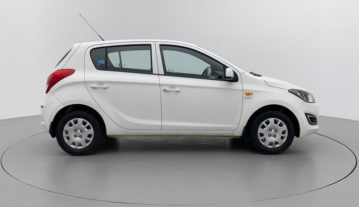 2014 Hyundai i20 MAGNA 1.2, Petrol, Manual, 32,251 km, Right Side View