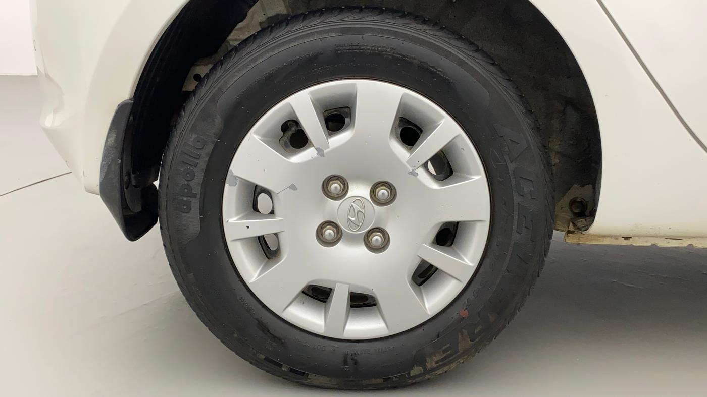 2014 Hyundai i20 MAGNA 1.2, Petrol, Manual, 32,251 km, Right Rear Wheel