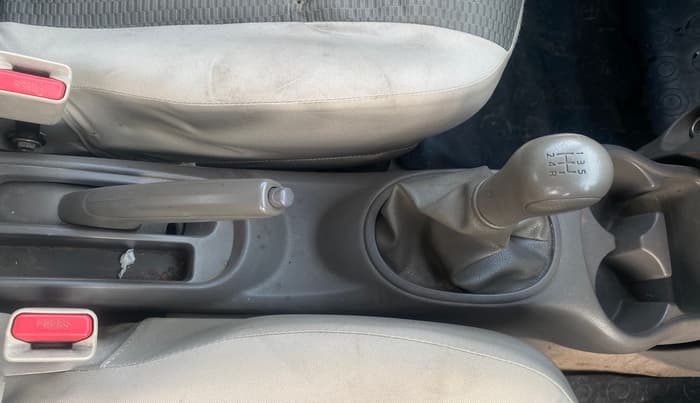 2013 Renault Pulse RXZ PETROL, Petrol, Manual, 84,772 km, Gear Lever