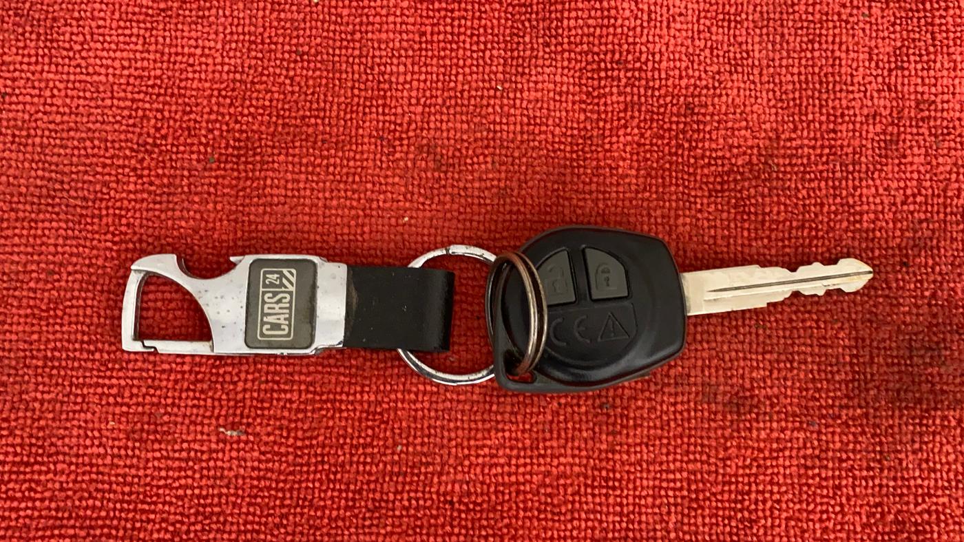 2019 Maruti Baleno DELTA PETROL 1.2, Petrol, Manual, 38,867 km, Key Close Up