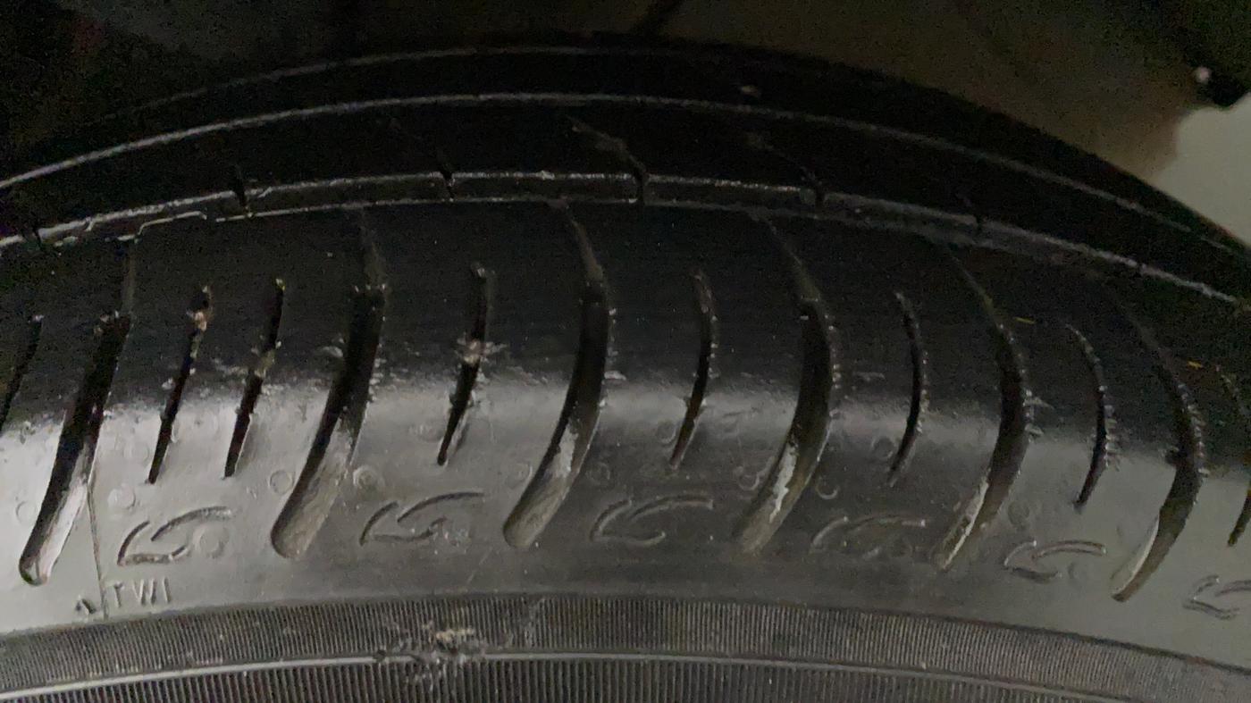 2019 Maruti Baleno DELTA PETROL 1.2, Petrol, Manual, 38,867 km, Left Rear Tyre Tread