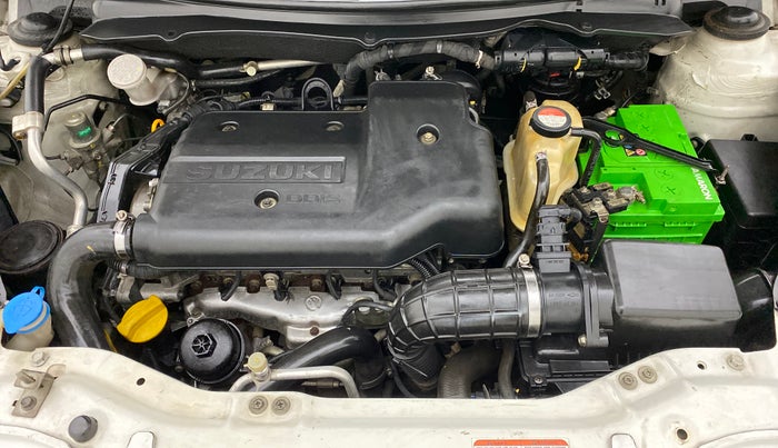 2014 Maruti Swift VDI, Diesel, Manual, 67,932 km, Open Bonet