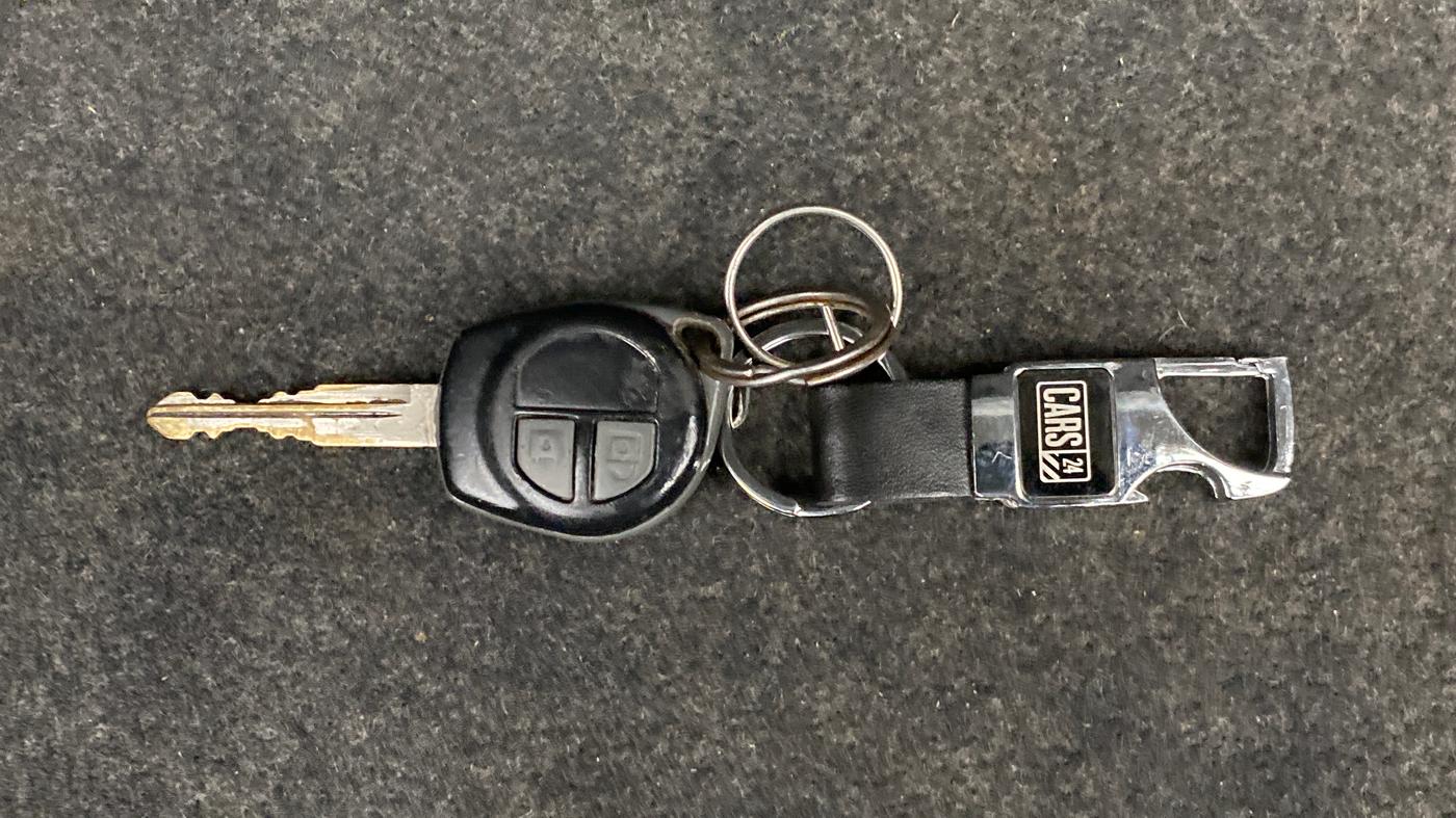 2014 Maruti Swift VDI, Diesel, Manual, 67,932 km, Key Close Up