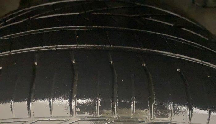 2018 Tata NEXON XZA PLUS PETROL, Petrol, Automatic, 54,652 km, Right Rear Tyre Tread