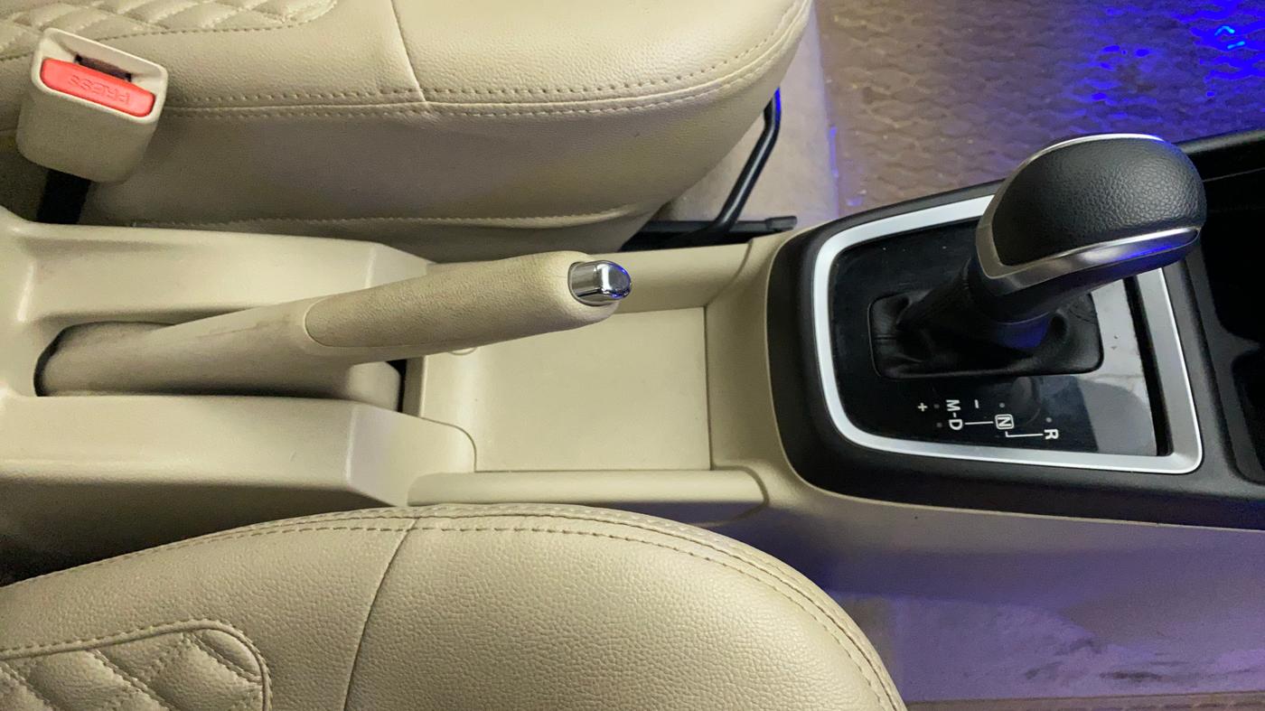 2018 Maruti Dzire ZXI AMT, Petrol, Automatic, 10,064 km, Gear Lever