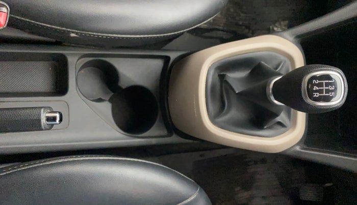 2018 Hyundai Grand i10 SPORTZ 1.2 KAPPA VTVT, Petrol, Manual, 20,759 km, Gear Lever