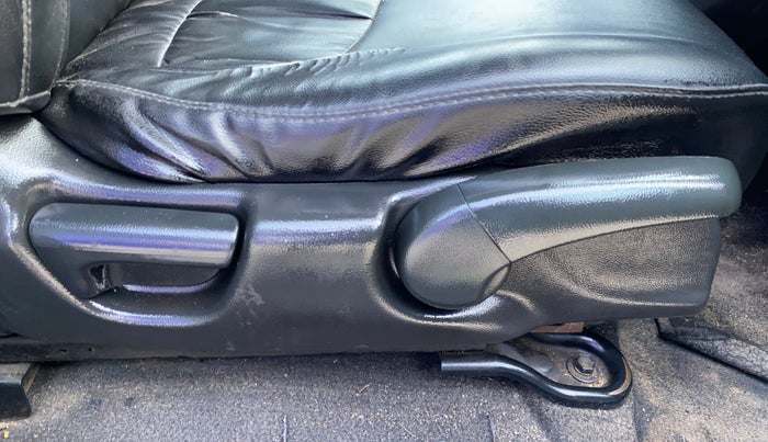 2018 Honda WR-V 1.2L I-VTEC VX MT, Petrol, Manual, 66,494 km, Driver Side Adjustment Panel