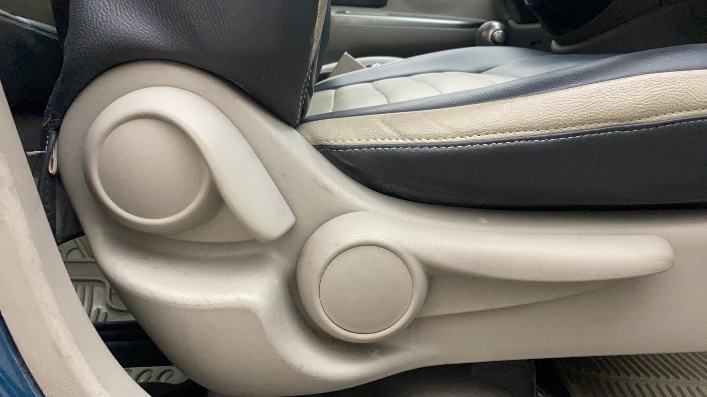 2014 Nissan Micra XV CVT, Petrol, Automatic, 74,610 km, Driver Side Adjustment Panel