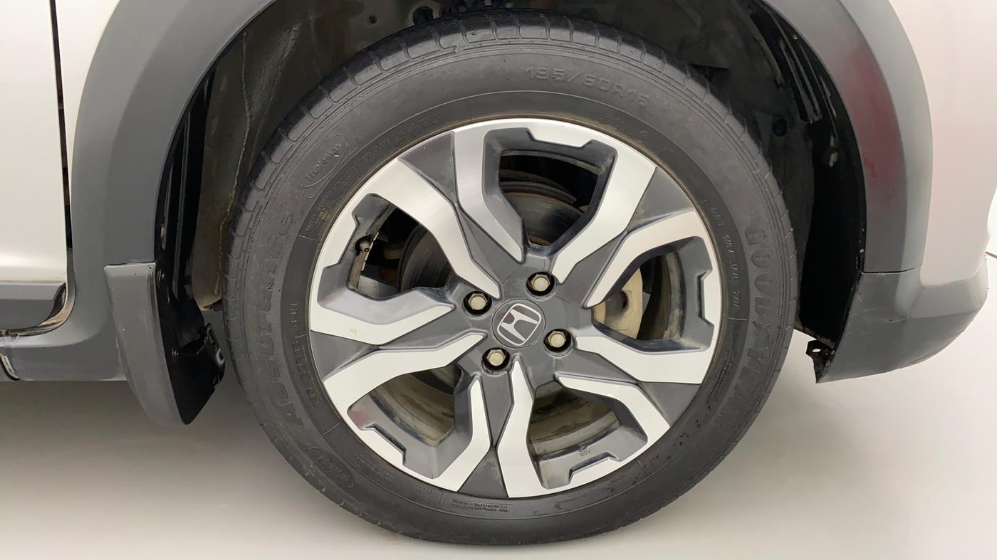 2017 Honda WR-V 1.5 i-DTEC VX MT, Diesel, Manual, 32,617 km, Right Front Wheel
