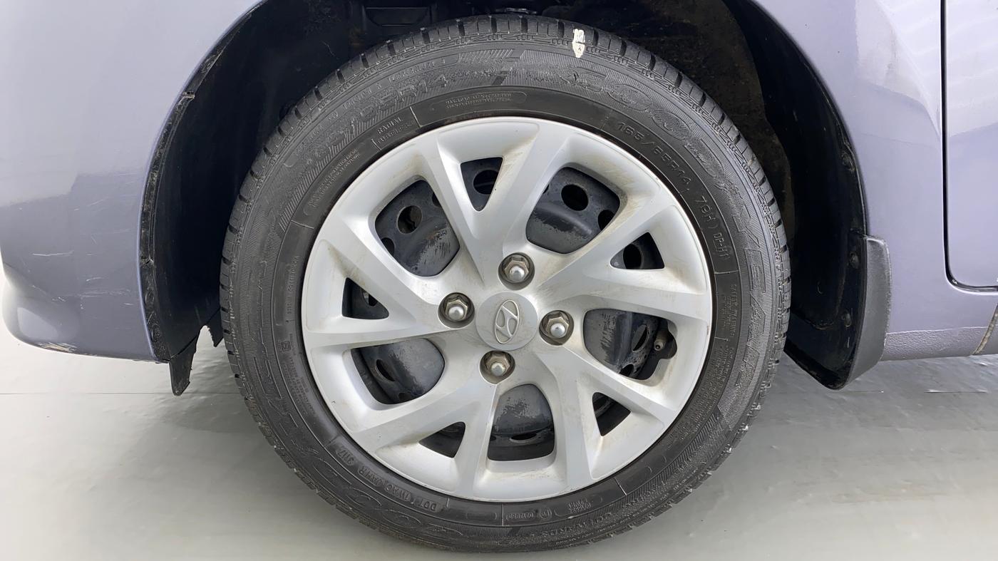 2017 Hyundai Grand i10 MAGNA 1.2 VTVT, Petrol, Manual, 28,456 km, Left Front Wheel