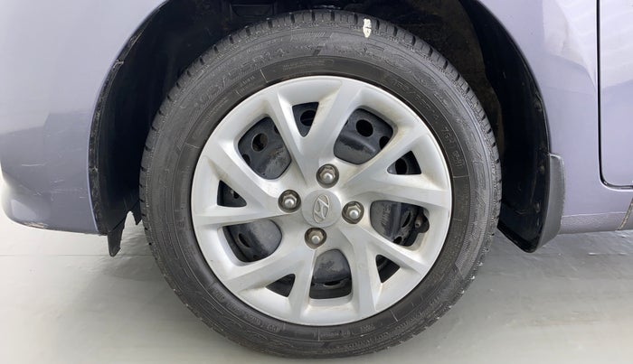 2017 Hyundai Grand i10 MAGNA 1.2 VTVT, Petrol, Manual, 28,456 km, Left Front Wheel