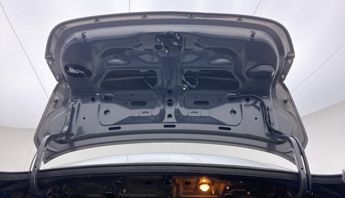 2015 Maruti Ciaz VXI+, Petrol, Manual, 60,751 km, Boot Door Open