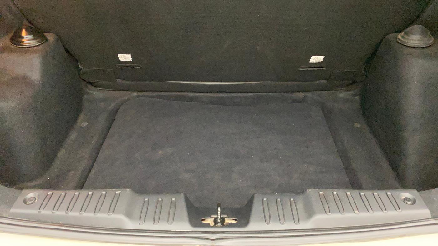 2020 Tata ALTROZ XZ DIESEL, Diesel, Manual, 58,107 km, Boot Inside