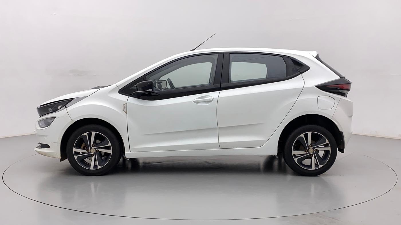 2020 Tata ALTROZ XZ DIESEL, Diesel, Manual, 58,107 km, Left Side