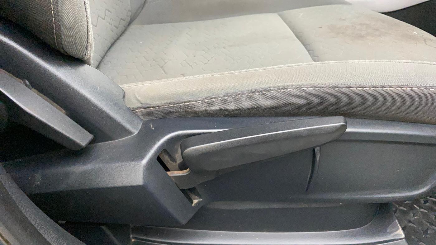 2020 Tata ALTROZ XZ DIESEL, Diesel, Manual, 58,107 km, Driver Side Adjustment Panel