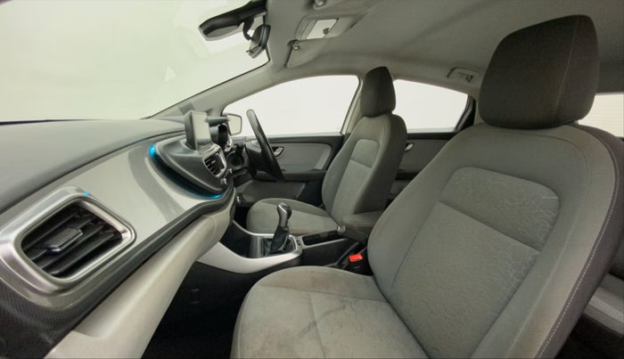 2020 Tata ALTROZ XZ DIESEL, Diesel, Manual, 58,107 km, Right Side Front Door Cabin