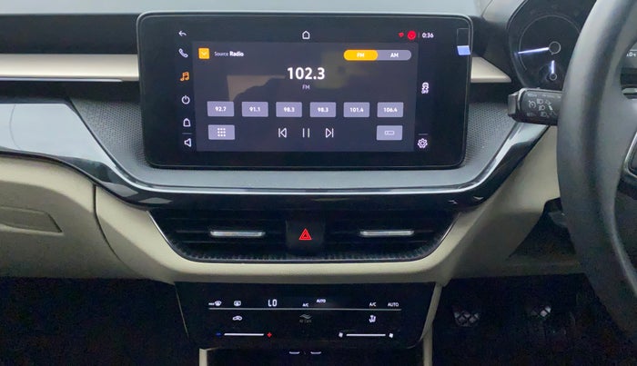 2022 Skoda SLAVIA AMBITION 1.0L TSI MT, Petrol, Manual, 17,658 km, Air Conditioner