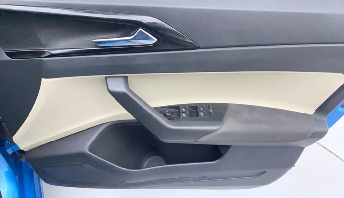 2022 Skoda SLAVIA AMBITION 1.0L TSI MT, Petrol, Manual, 17,658 km, Driver Side Door Panels Control