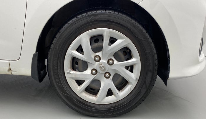 2017 Hyundai Grand i10 SPORTZ 1.2 KAPPA VTVT, CNG, Manual, 86,921 km, Right Front Wheel