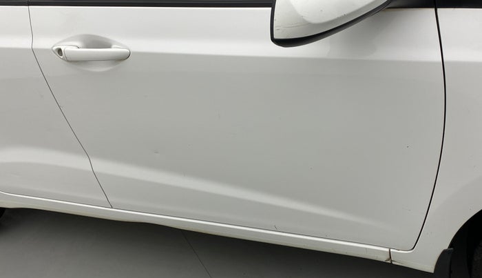 2017 Hyundai Grand i10 SPORTZ 1.2 KAPPA VTVT, CNG, Manual, 86,921 km, Driver-side door - Slightly dented