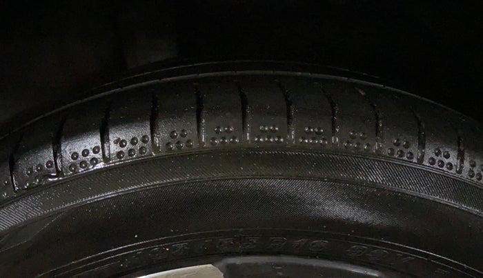 2018 Honda City 1.5L I-VTEC ZX CVT, Petrol, Automatic, 1,06,868 km, Right Rear Tyre Tread