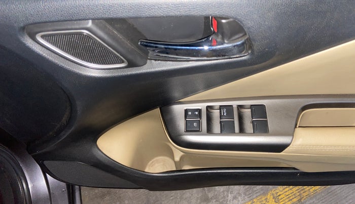 2018 Honda City 1.5L I-VTEC ZX CVT, Petrol, Automatic, 1,06,868 km, Driver Side Door Panels Control