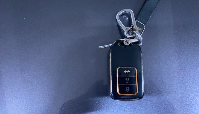 2018 Honda City 1.5L I-VTEC ZX CVT, Petrol, Automatic, 1,06,868 km, Key Close Up