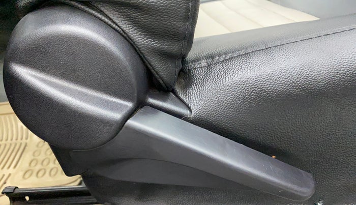 2011 Toyota Etios G, Petrol, Manual, 52,976 km, Driver Side Adjustment Panel