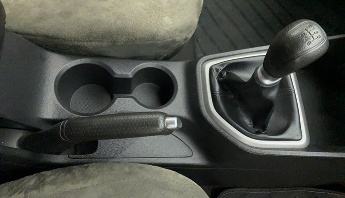 2017 Hyundai Creta E PLUS 1.6 PETROL, Petrol, Manual, 31,385 km, Gear Lever