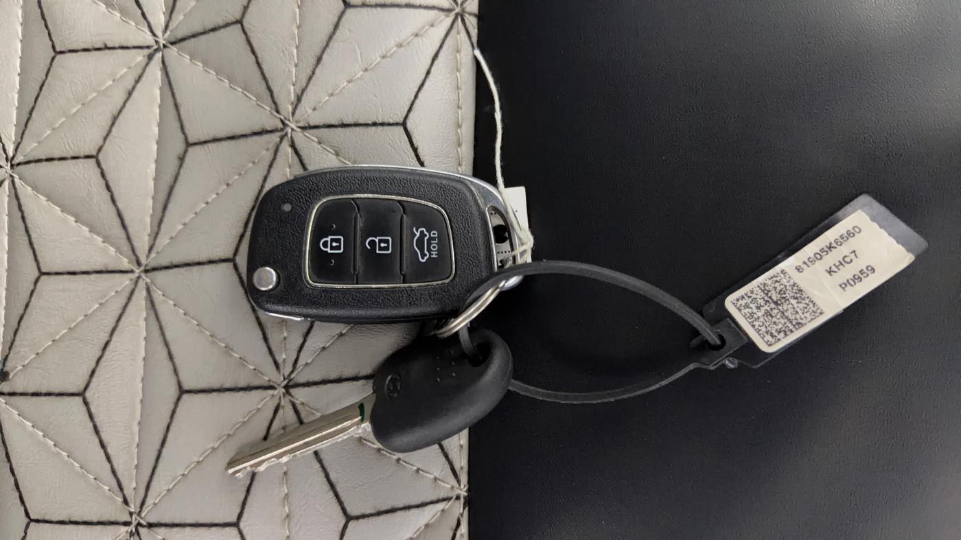 2022 Hyundai GRAND I10 NIOS SPORTZ 1.2 KAPPA VTVT, Petrol, Manual, 61,680 km, Key Close Up