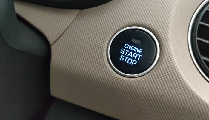 2018 Hyundai Grand i10 ASTA 1.2 KAPPA VTVT, Petrol, Manual, 72,491 km, Keyless Start/ Stop Button