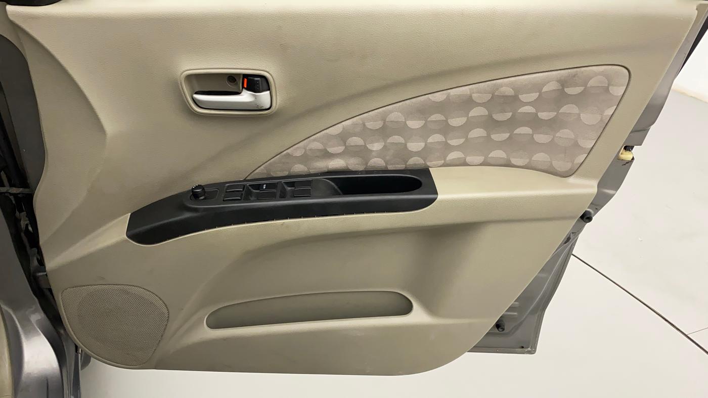 2015 Maruti Celerio ZXI AMT, Petrol, Automatic, 88,270 km, Driver Side Door Panels Control