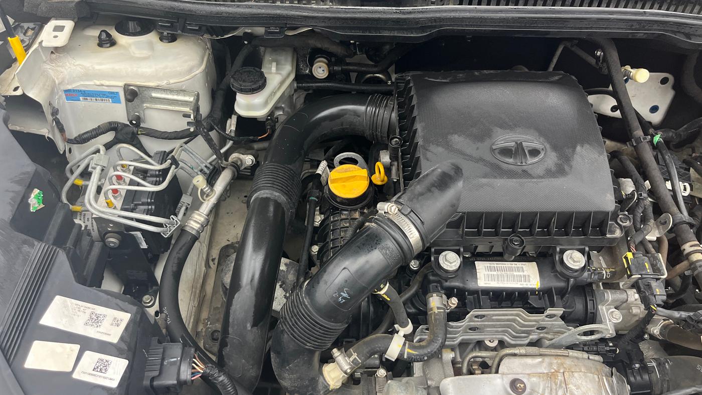 2021 Tata NEXON XZ PLUS PETROL SUNROOF, Petrol, Manual, 37,153 km, Engine View - Right