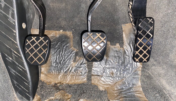 2021 Volkswagen TAIGUN TOPLINE 1.0 TSI MT, Petrol, Manual, 69,800 km, Pedals