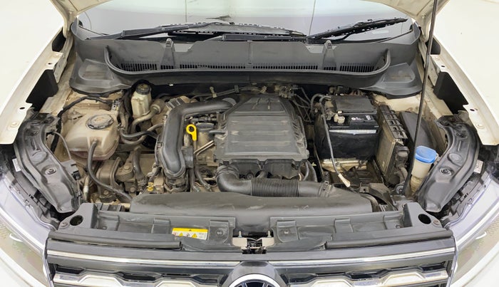 2021 Volkswagen TAIGUN TOPLINE 1.0 TSI MT, Petrol, Manual, 69,800 km, Engine View