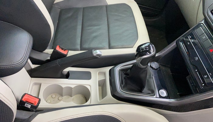 2021 Volkswagen TAIGUN TOPLINE 1.0 TSI MT, Petrol, Manual, 69,800 km, Gear Lever