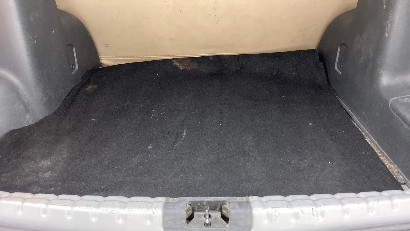 2015 Renault Duster 85 PS RXL PLUS DIESEL, Diesel, Manual, 1,19,982 km, Boot Inside