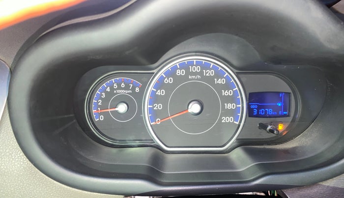2013 Hyundai i10 MAGNA 1.1, Petrol, Manual, 31,075 km, Odometer Image