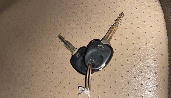 2013 Hyundai i10 MAGNA 1.1, Petrol, Manual, 31,075 km, Key Close Up