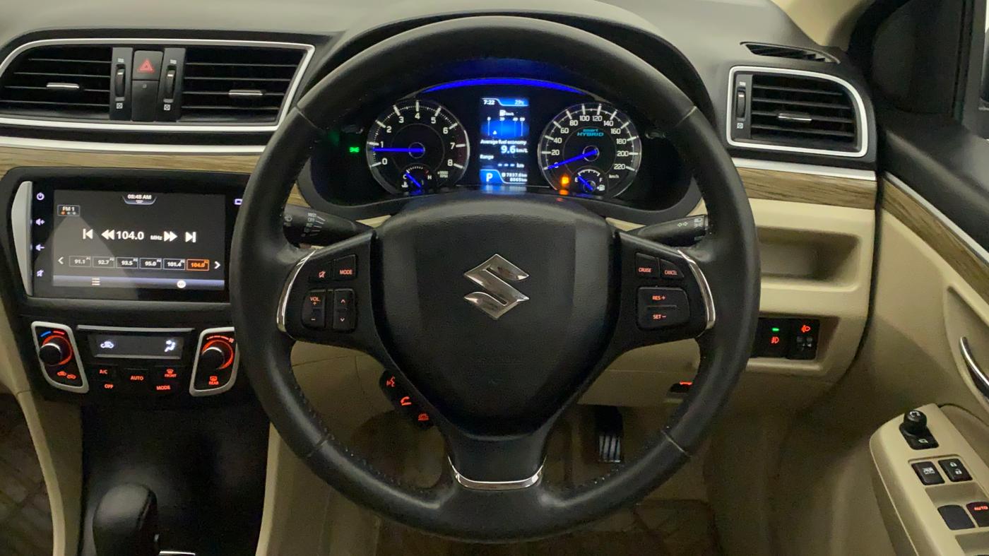 2021 Maruti Ciaz ALPHA  AT 1.5 SHVS PETROL, Petrol, Automatic, 8,065 km, Steering Wheel Close Up