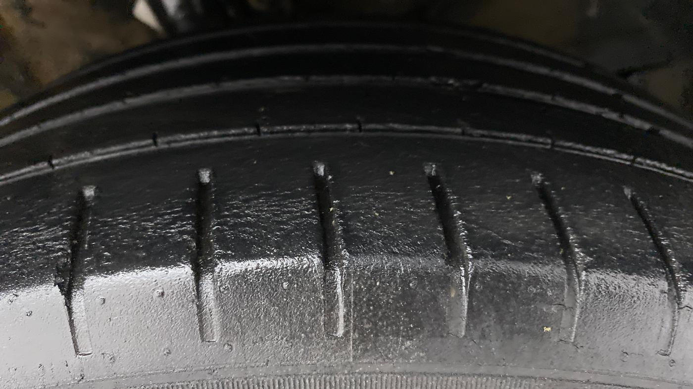 2018 Maruti Baleno ZETA PETROL 1.2, Petrol, Manual, 58,236 km, Right Front Tyre Tread